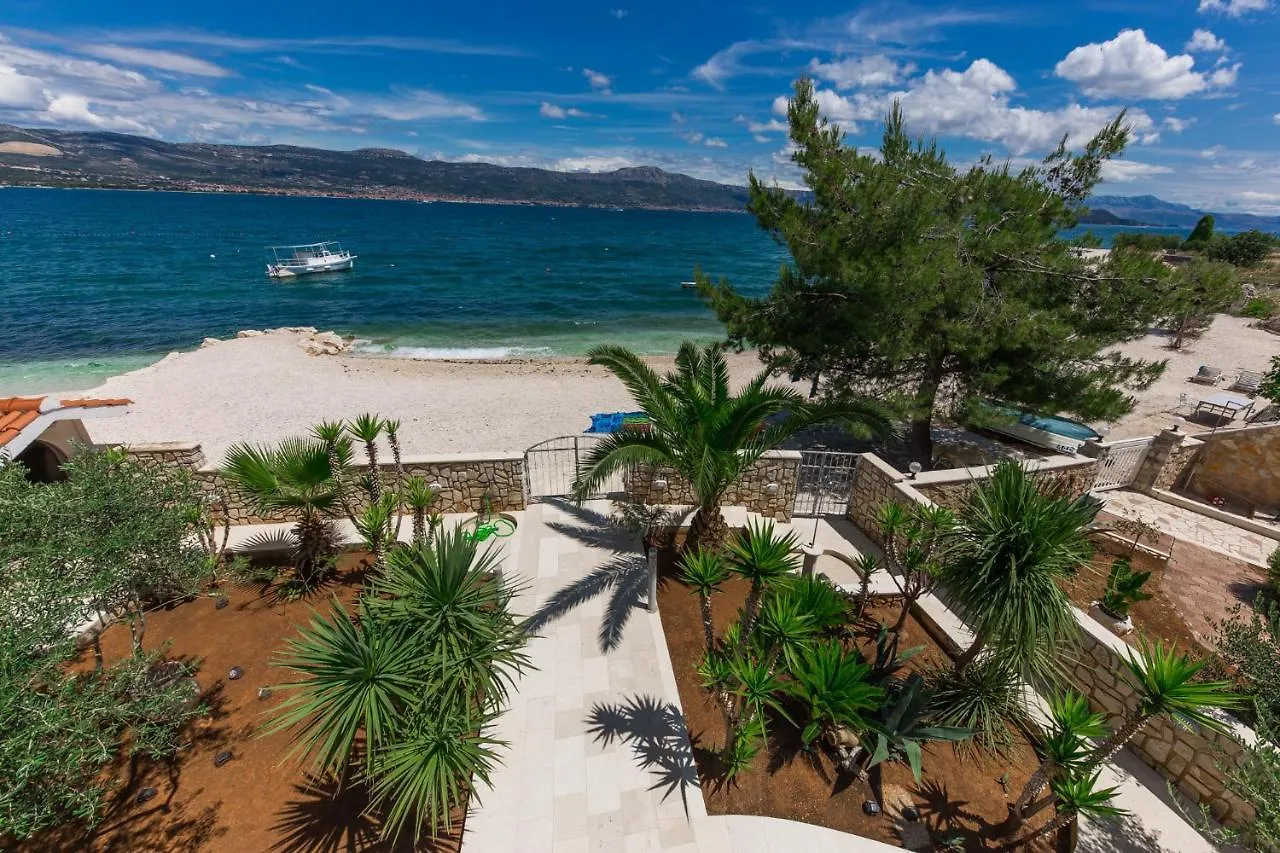 Luxury Beachfront Apartments Matista تروغير 0*,  كرواتيا