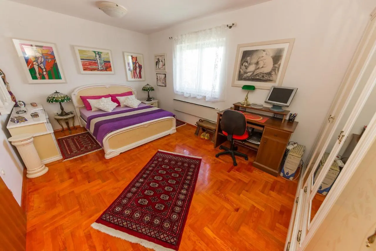بيت ضيافة Luxury Beachfront Apartments Matista تروغير كرواتيا